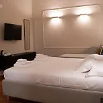 Casa Almika Principe Amedeo 3* Bari