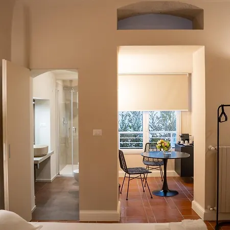 Gasthuis Casa Almika Principe Amedeo 3*